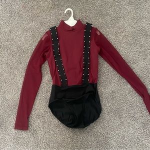 red and black leo w/ suspenders